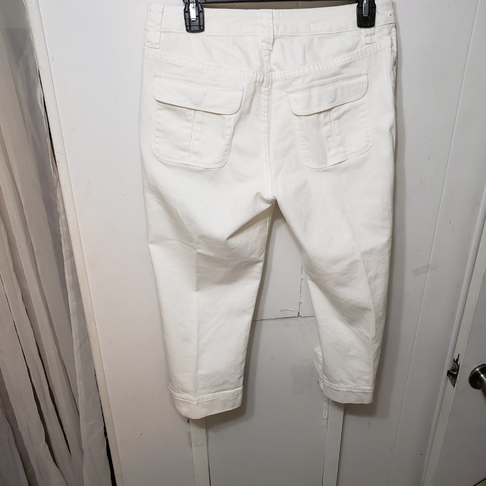 Chico's White 5-Pocket Stretch Capri - Picture 2 of 2
